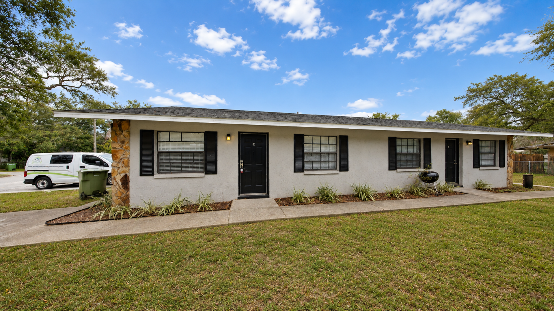 Tampa Apartment: 923 E Poinsettia Ave.