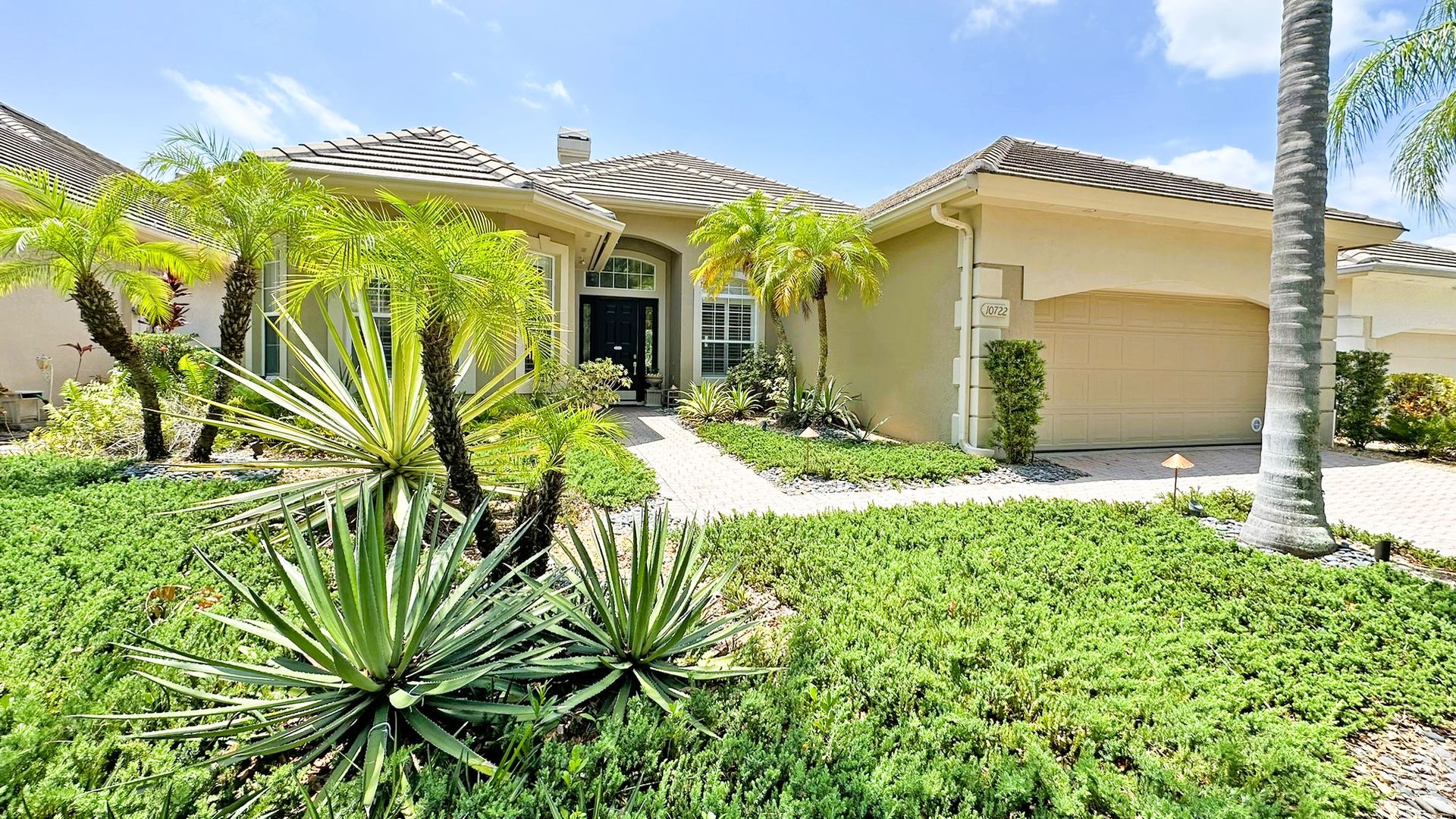 Orlando House: 10722 Woodchase Cir.