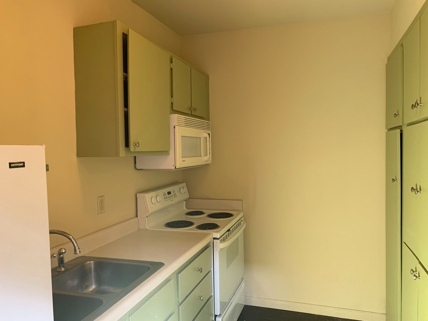 300 E 30th St, Austin, TX 78705