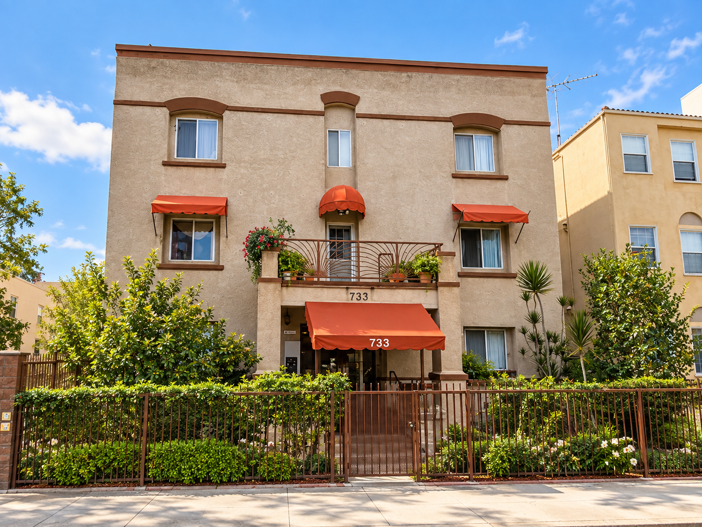 Los Angeles Apartment: 733 S. Coronado St.