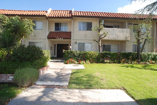 Kester Towers...Gorgeous Newly Remodeled One Bedroom...CALL NOW!