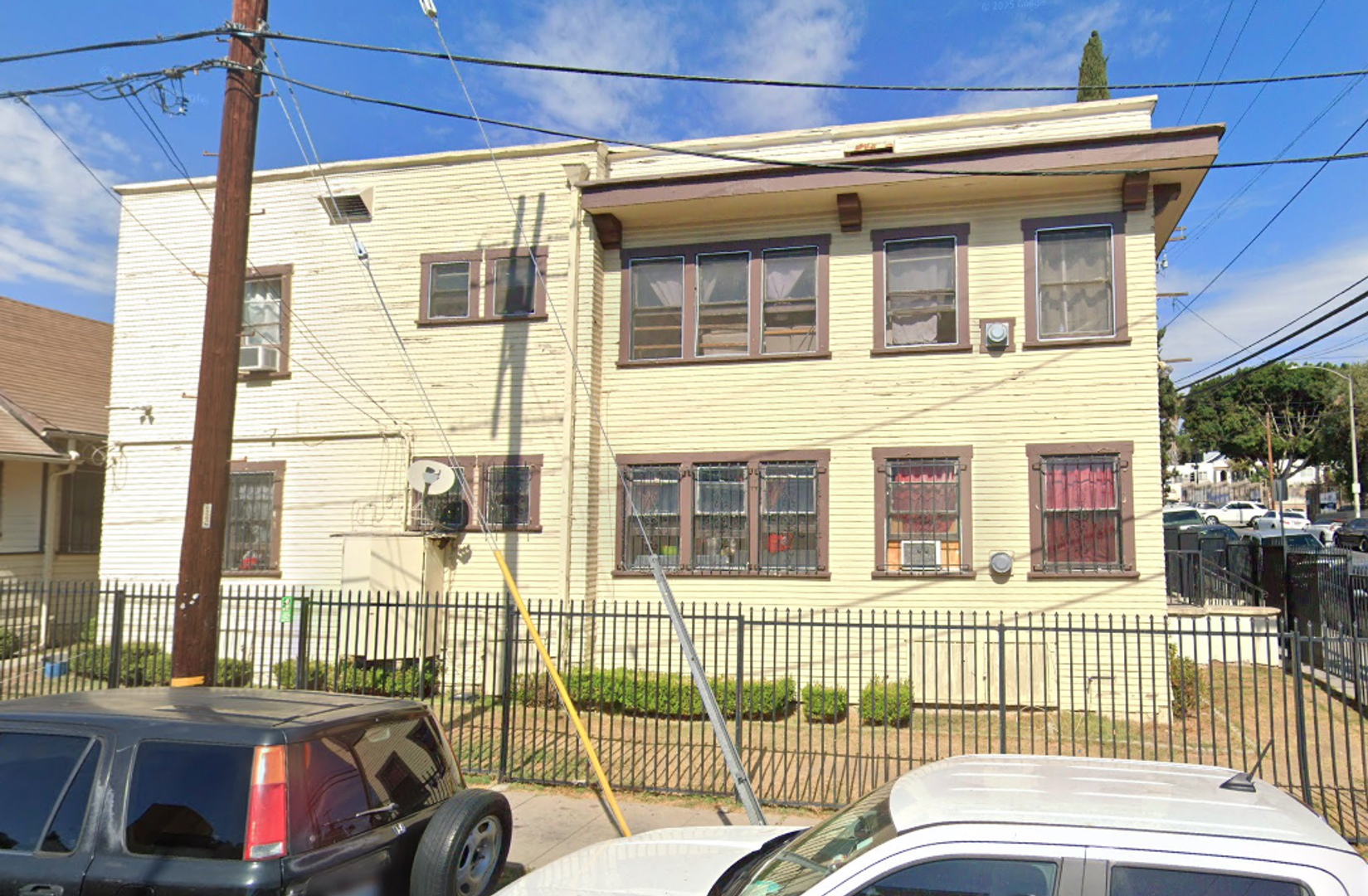 Los Angeles Apartment: 323 S. Burlington Ave.