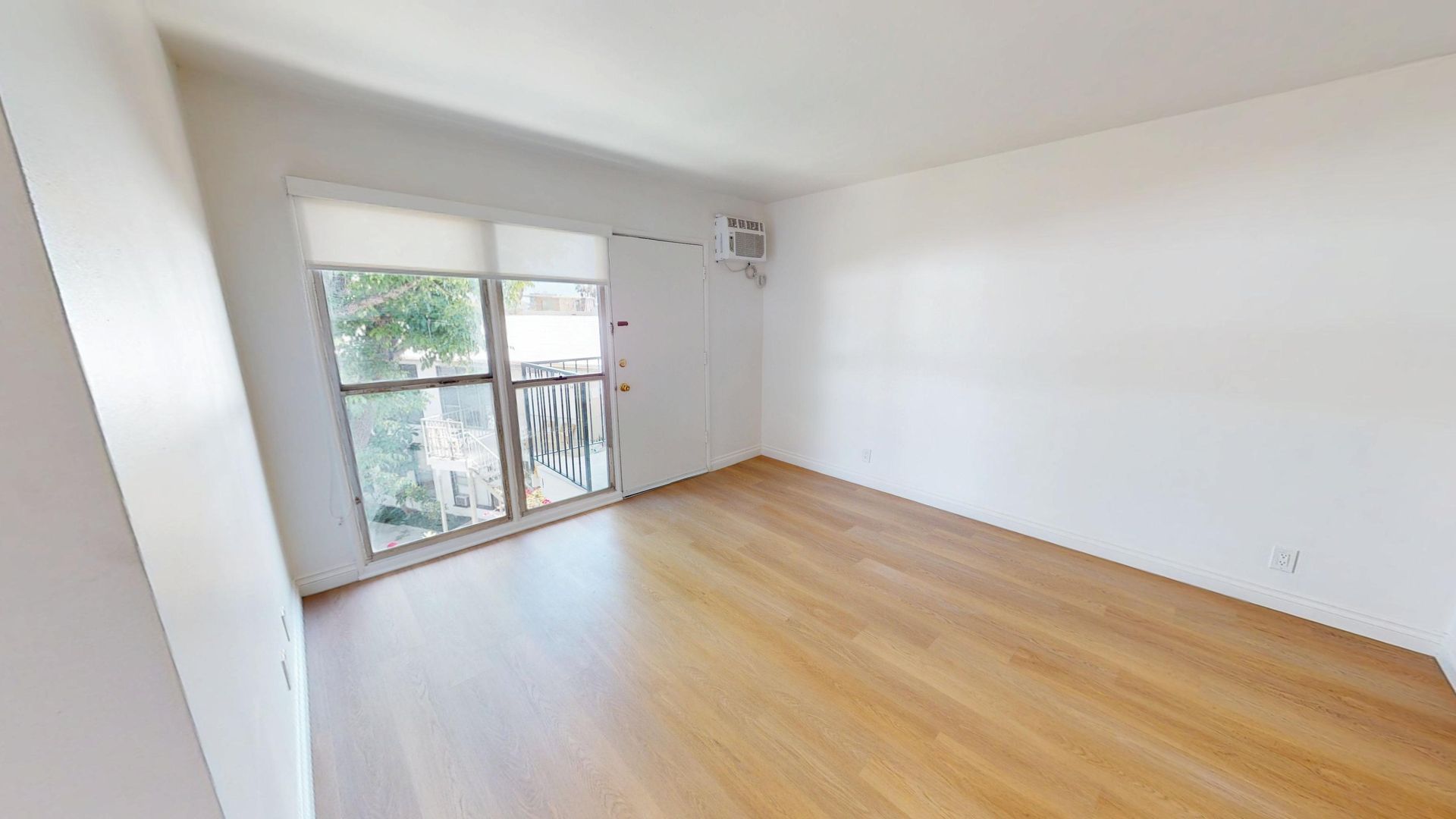 Los Angeles Apartment: 2131 N. Cahuenga Blvd.
