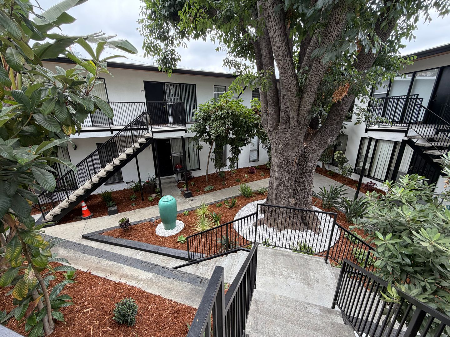 Los Angeles Apartment: 2131 N. Cahuenga Blvd.