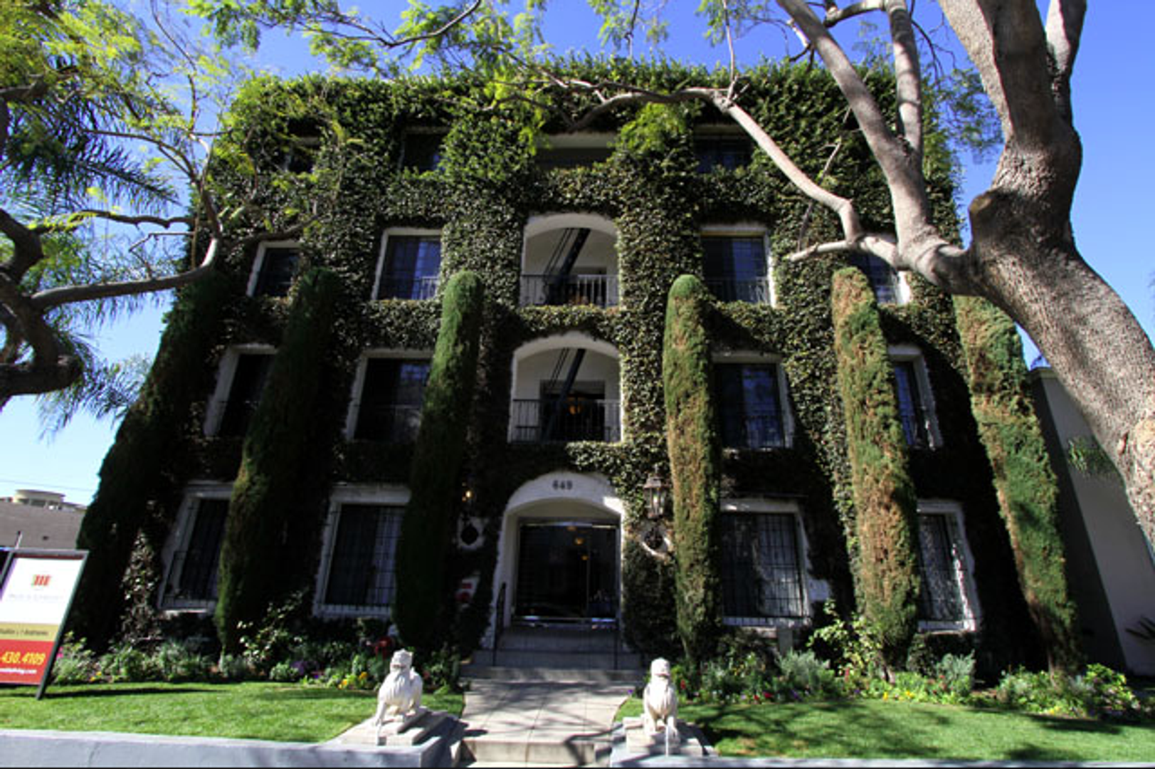 Los Angeles Apartment: 649 S. Burnside Ave.