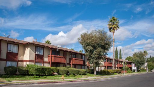 Tara Woods Garden Apts...Gorgeous Newly Remodeled One Bedroom! – photo 1