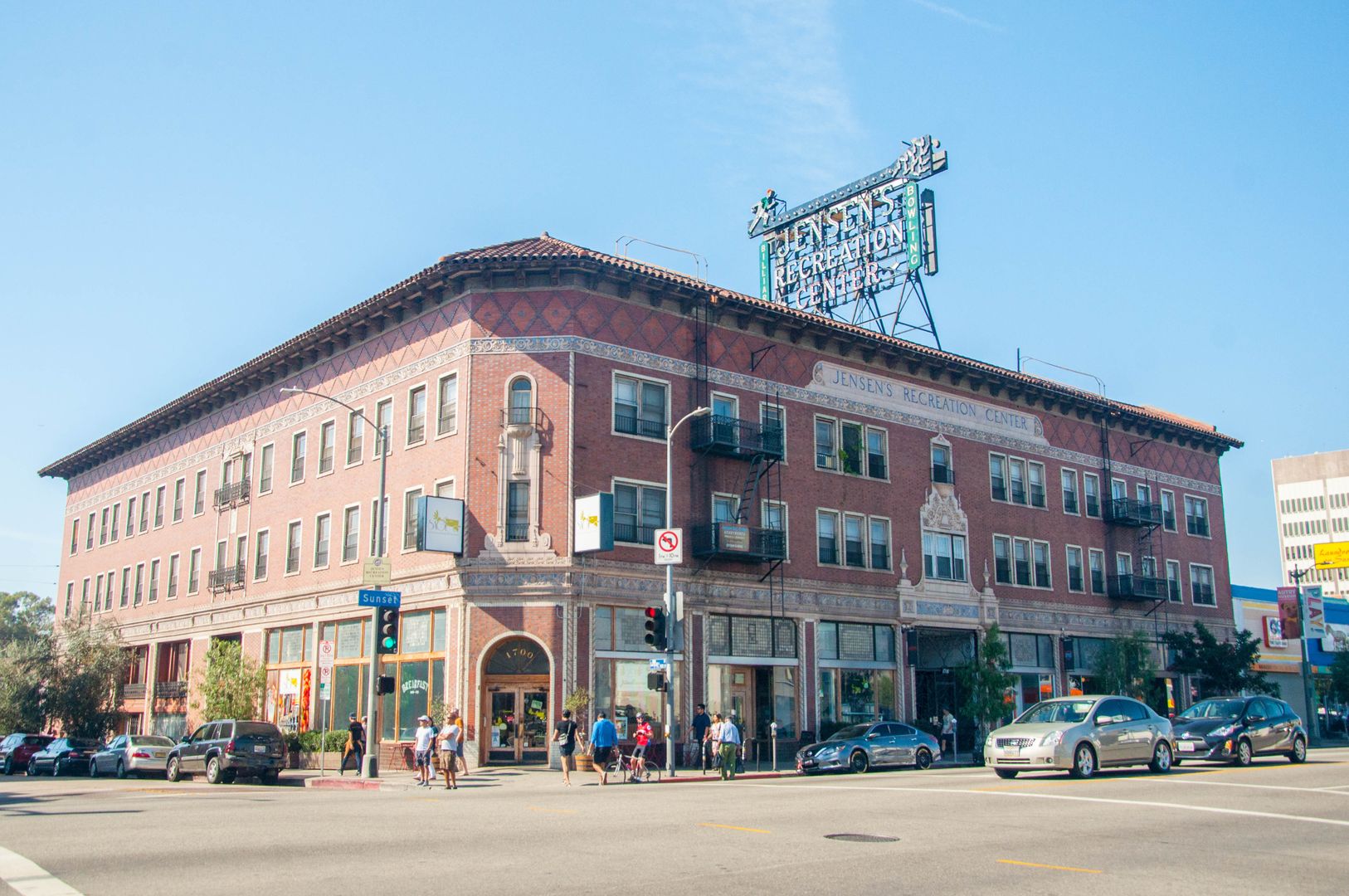 Echo Park Apartment: 1706 W. Sunset Blvd