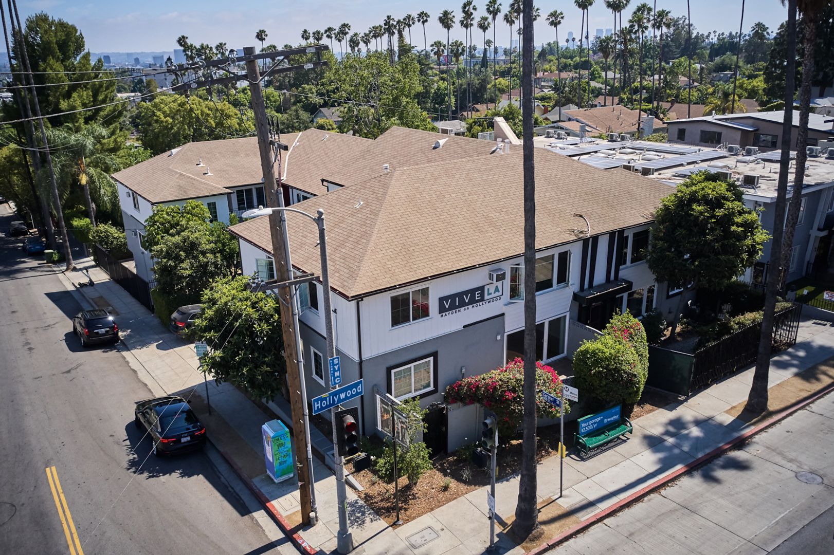 Los Angeles Apartment: 7504 Hollywood Blvd