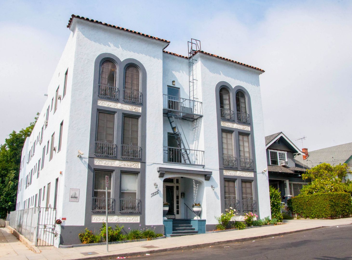 Los Angeles (Echo Park) Apartment: 1828 Santa Ynez St.
