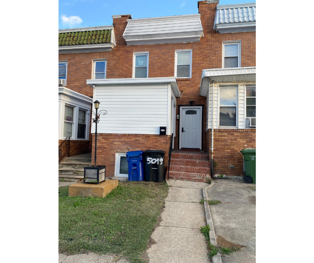 Baltimore Townhome: 5019 Belair Road