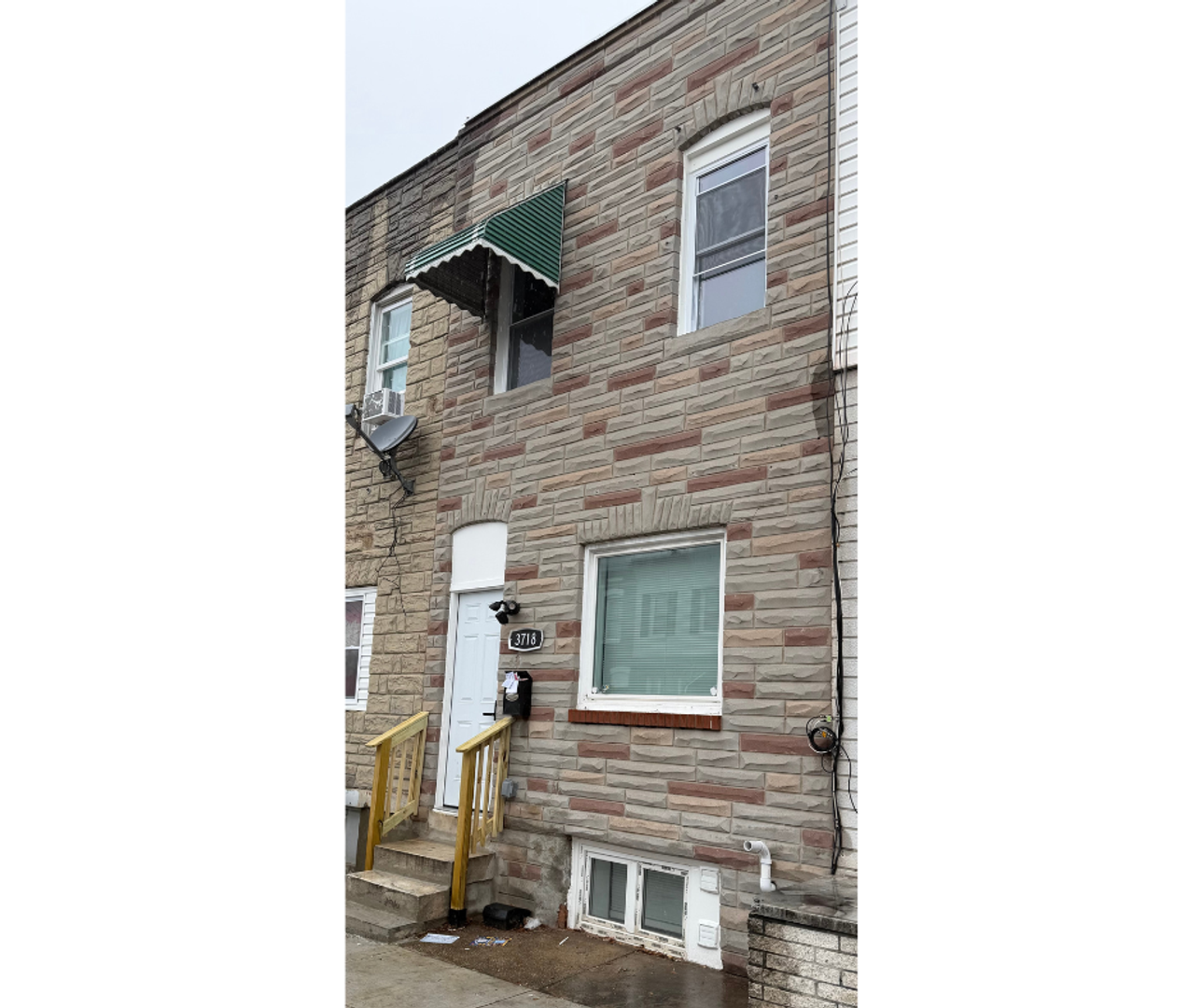 Baltimore Apartment: 3718 E Lombard st