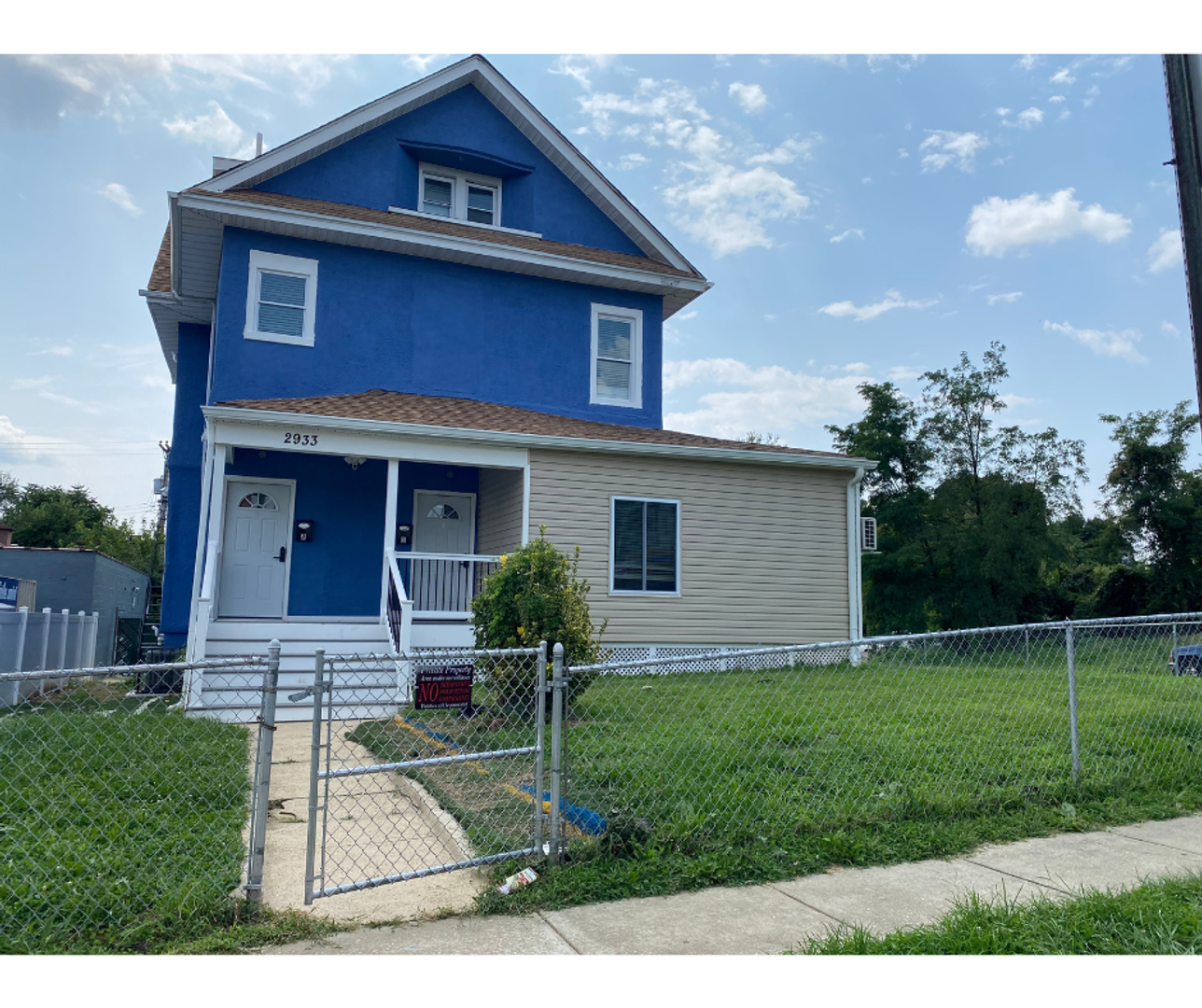 Baltimore Apartment: 2933 Presstman Street