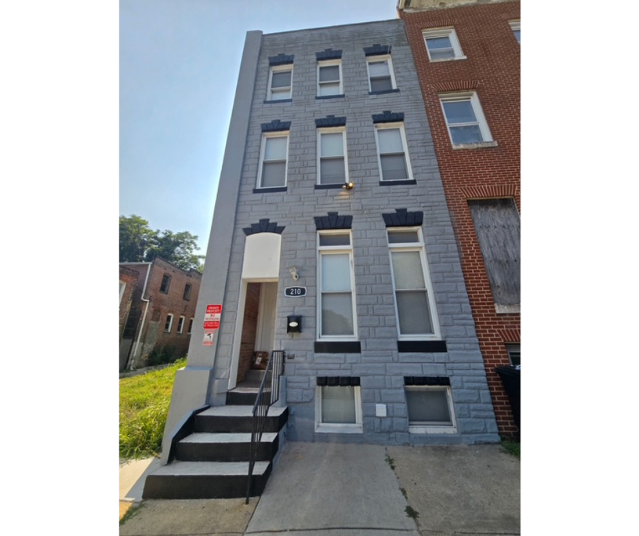 Baltimore Apartment: 210 North Mount Street
