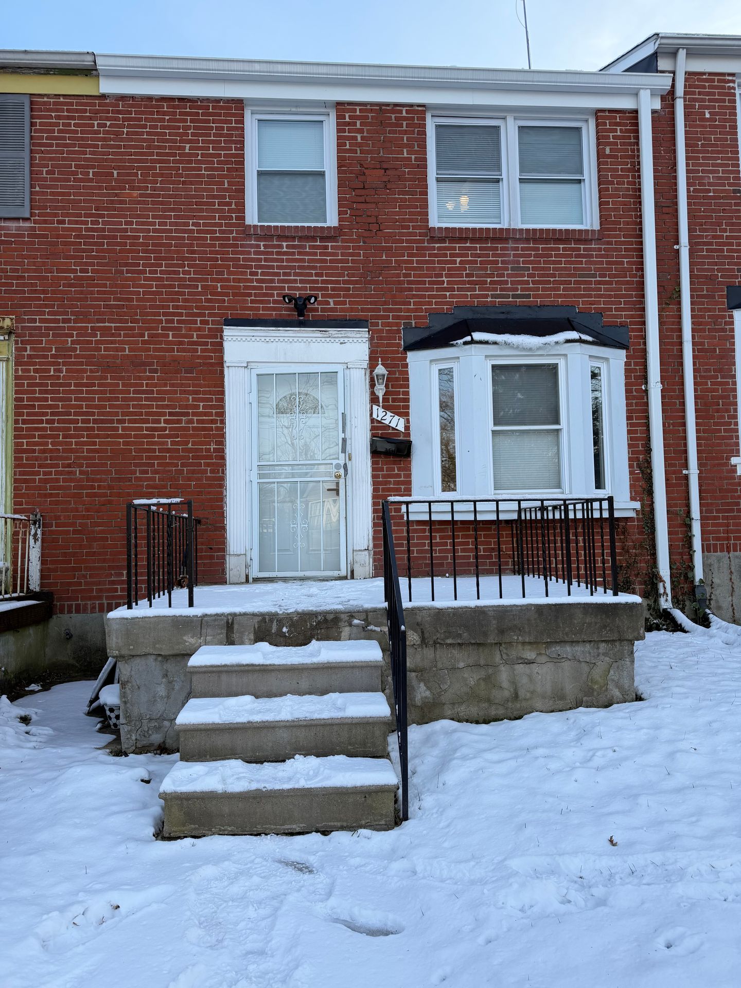 Baltimore Apartment: 1271 Limit Avenue - 2B  Available $650
