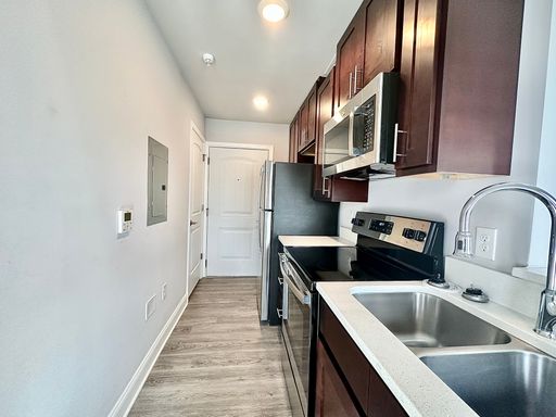 Lexi- 1 Bedroom/ 1 Bath- Loft Style – photo 1
