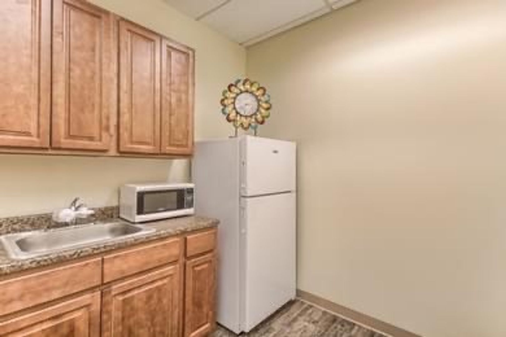 200 Bailey Drive 203 22, Suite 203, Stewartstown, PA 17363