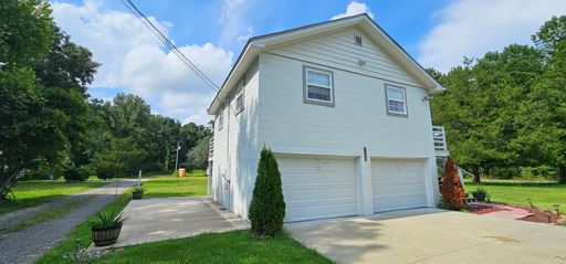 Long Term Rental with a Garage - Georgetown, SC