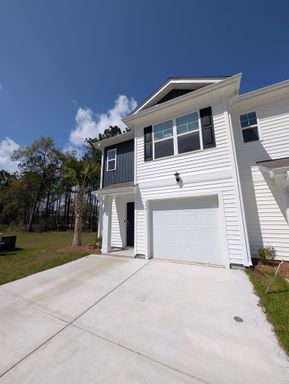 NEW End Unit Townhouse Available for Rent - Conway, South Carolina – photo 1