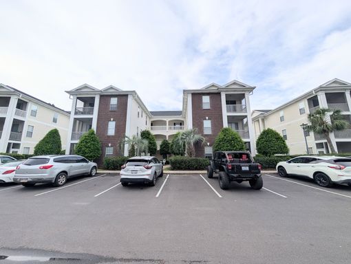 Ground Floor River Oaks Condo - Long Term Rental in Myrtle Beach, SC – photo 1
