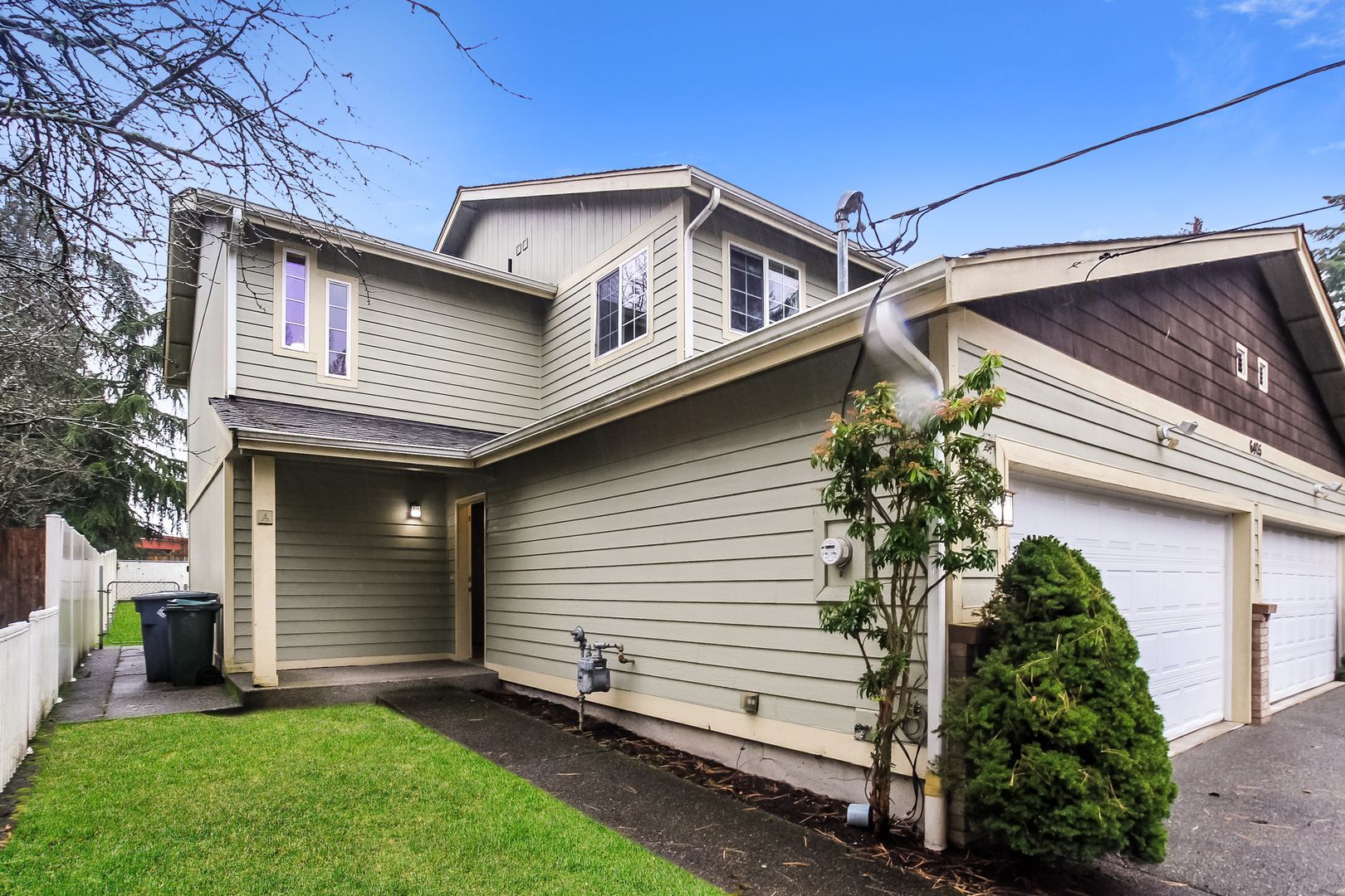 Bonney Lake Apartment: 6405 S Vista Dr E