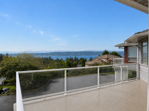 Browns Point- Remodeled 2 bdrm, 1 bth on Private Dead End Road with stunning view and deck – photo 1