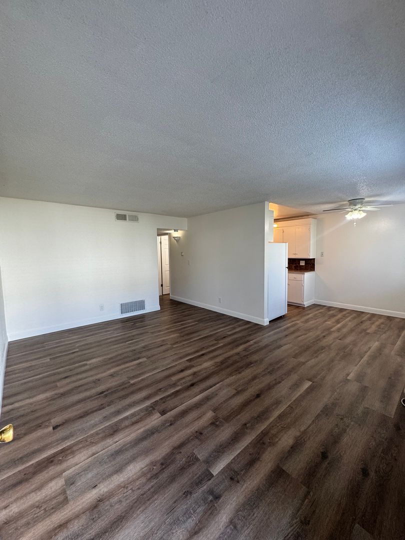 Stockton Apartment: 221 Quincy St.