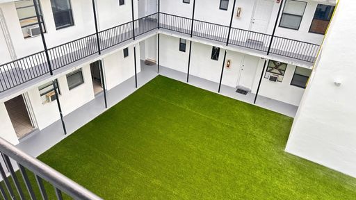 South Wynwood / 1 Bed 1 bath – photo 1