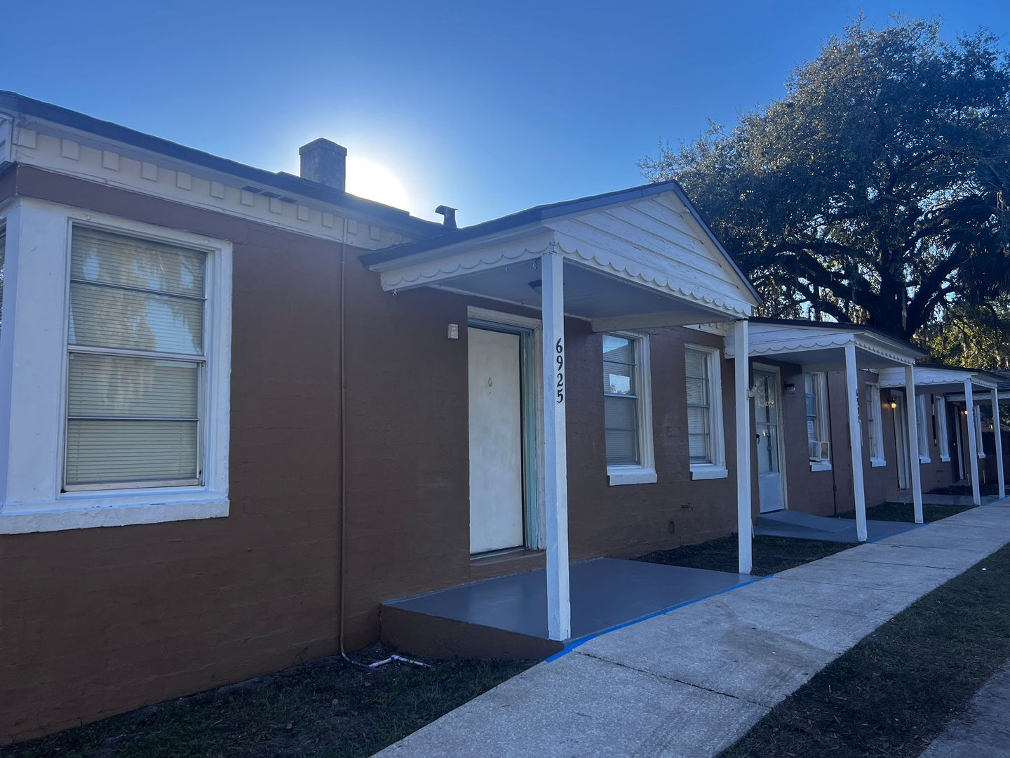 Jacksonville Apartment: 6701 N Main St