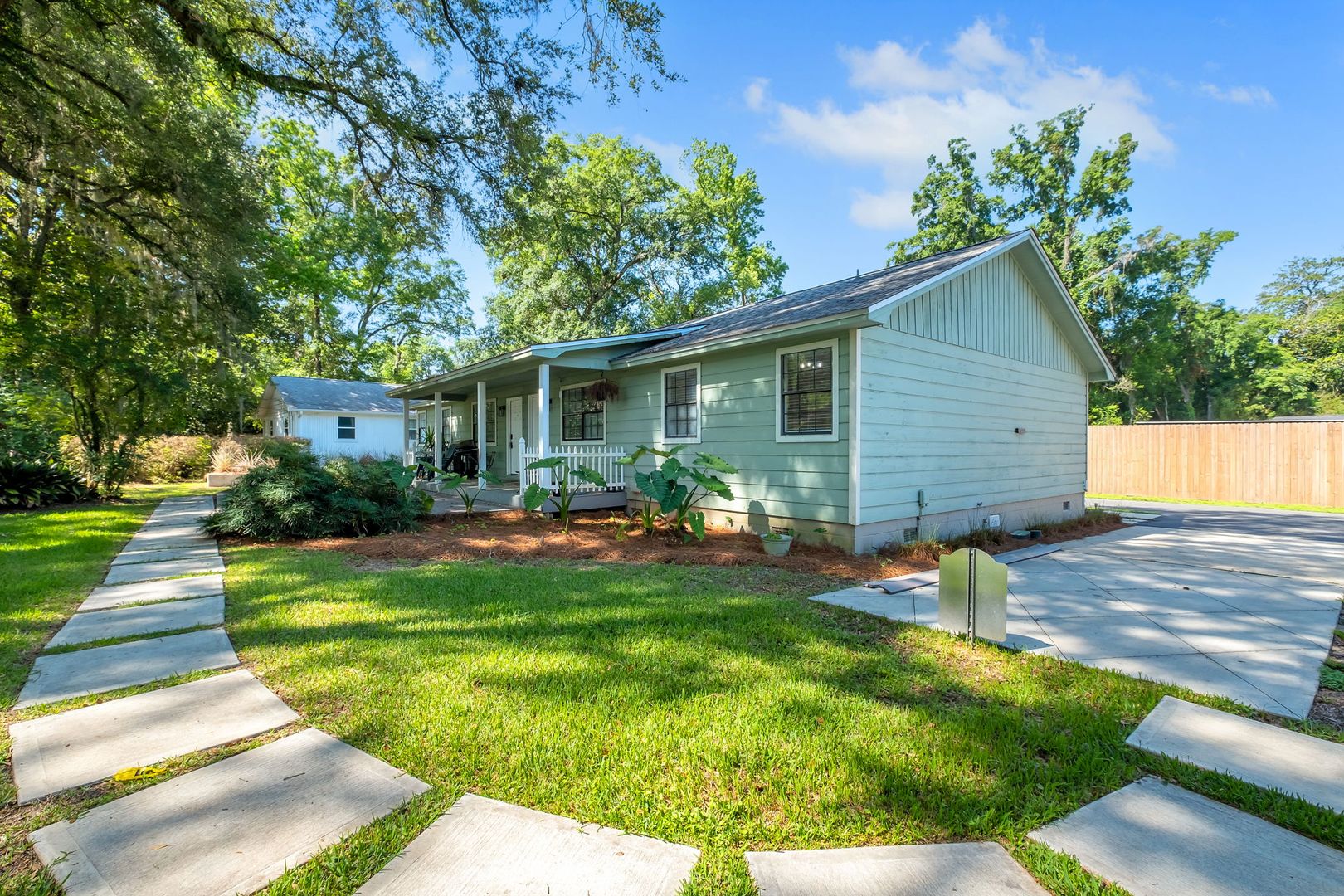 Tallahassee Townhome: 723 E Tennessee Street