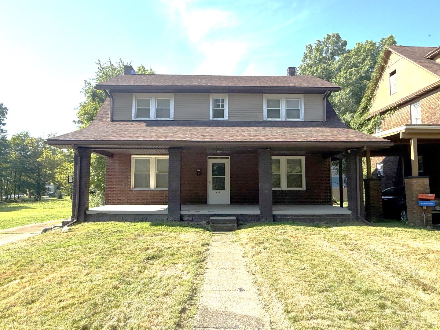 Updated and Spacious 3-4 Bedroom, 2 Story Home Located on North Side of Youngstown