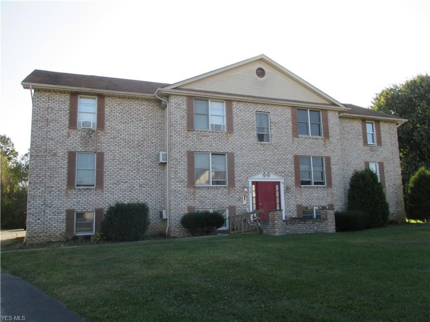 Boardman Condo: 918 Pearson Cir Unit #2