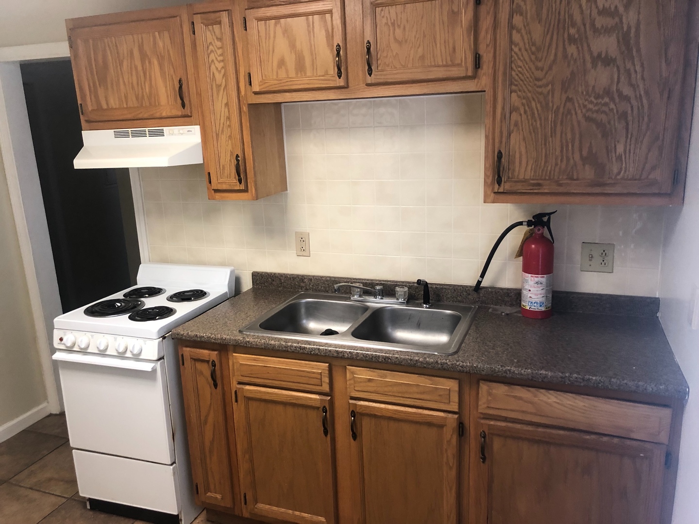 Boardman Apartment: 5312 Glenwood Avenue