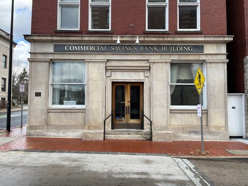 Very visible location in downtown Cumberland