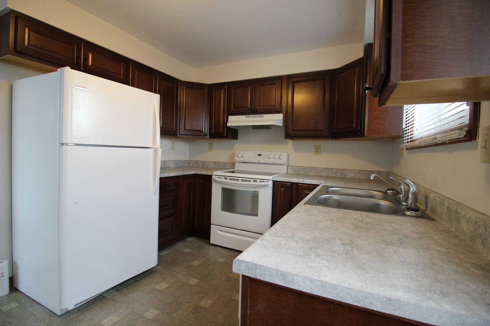 Loveland Apartment: 1302 Nickel Dr.