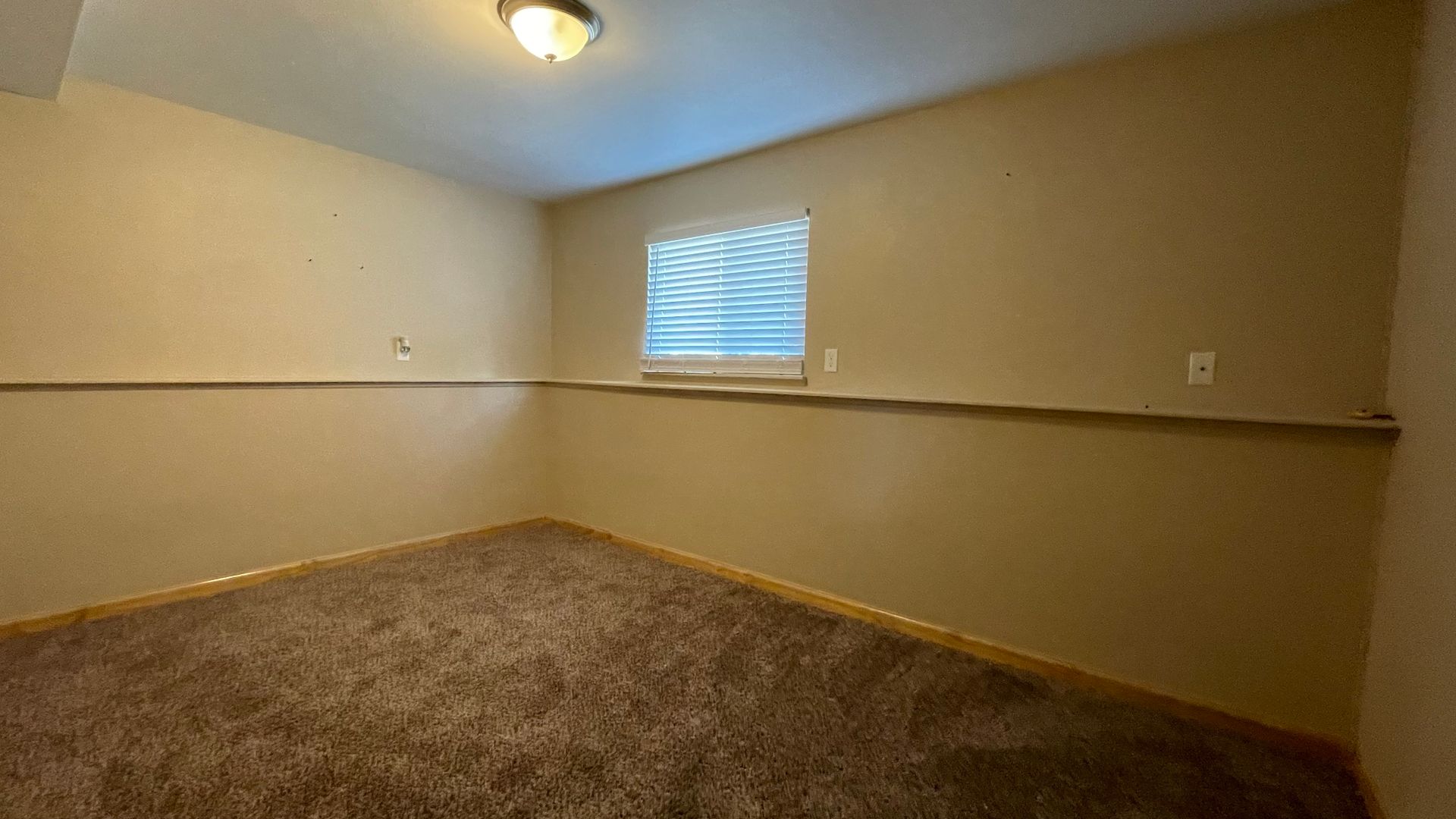 Fort Collins House: 1932 W Plum St