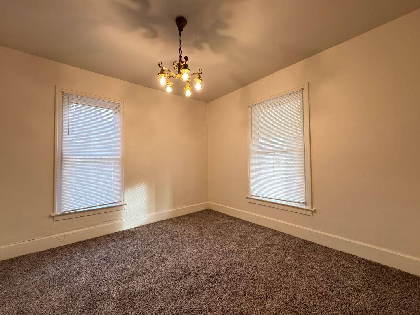 Fort Collins House: 828 W. Mountain Ave.