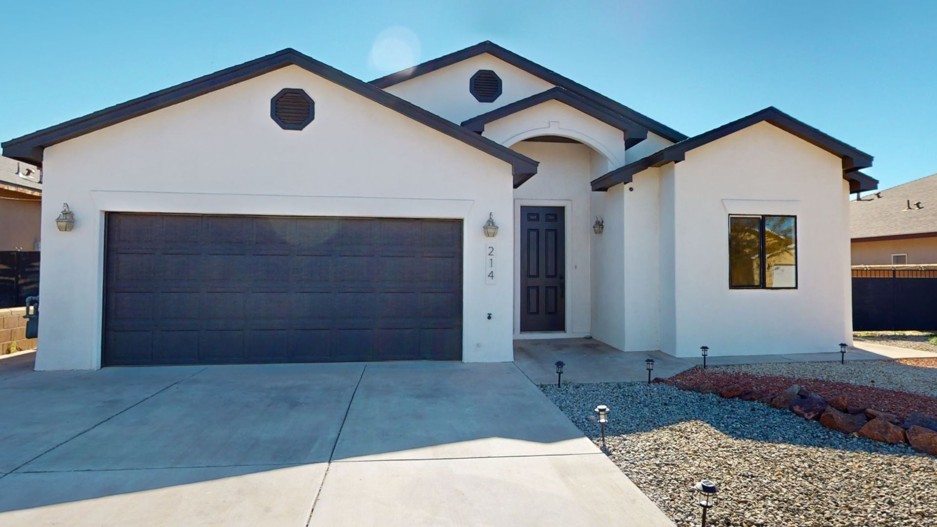 Alamogordo House: 214 Ascot Parade