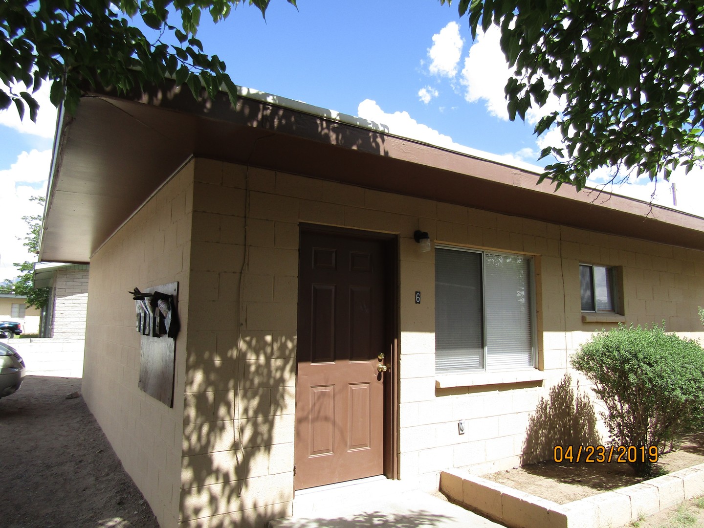 Las Cruces Apartment: 1404 Wyoming Ave.