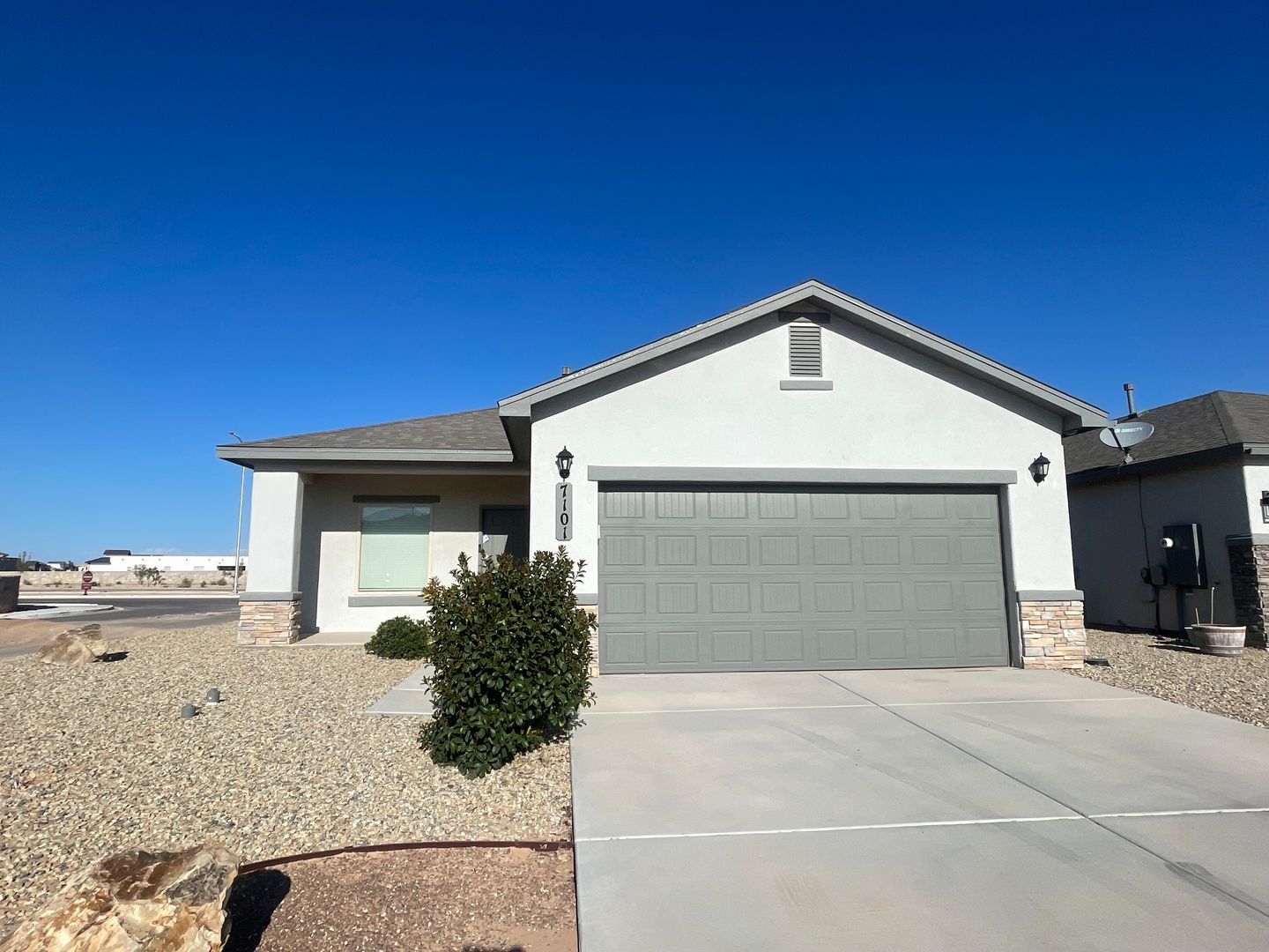 Las Cruces House: 7101 Meridian Street