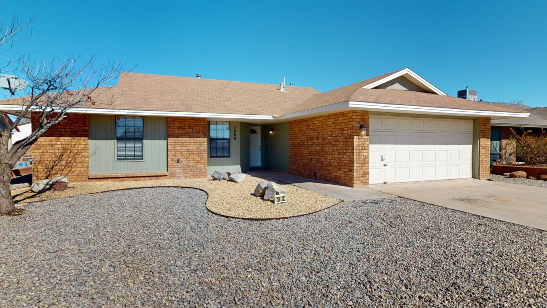 Alamogordo House: 1460 Lindberg Ave.