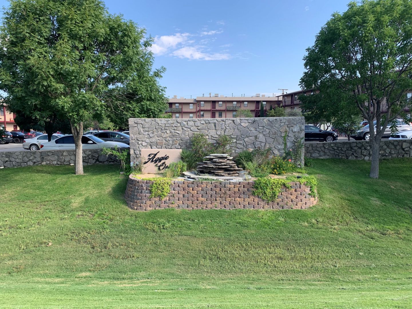 Las Cruces Apartment: 1615 E. University Ave.