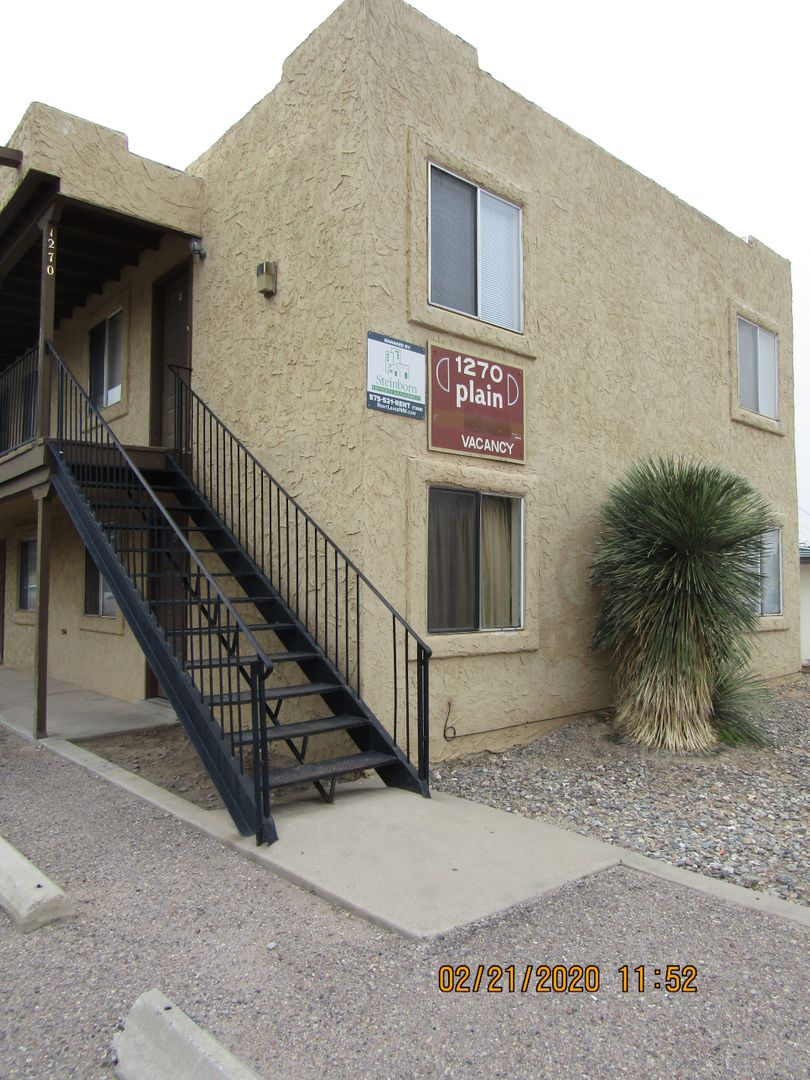 Las Cruces Apartment: 1270 Plain St.