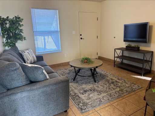 Fully Furnished 4 bedroom, 2 bath Unit Across from NMSU!!! – photo 1