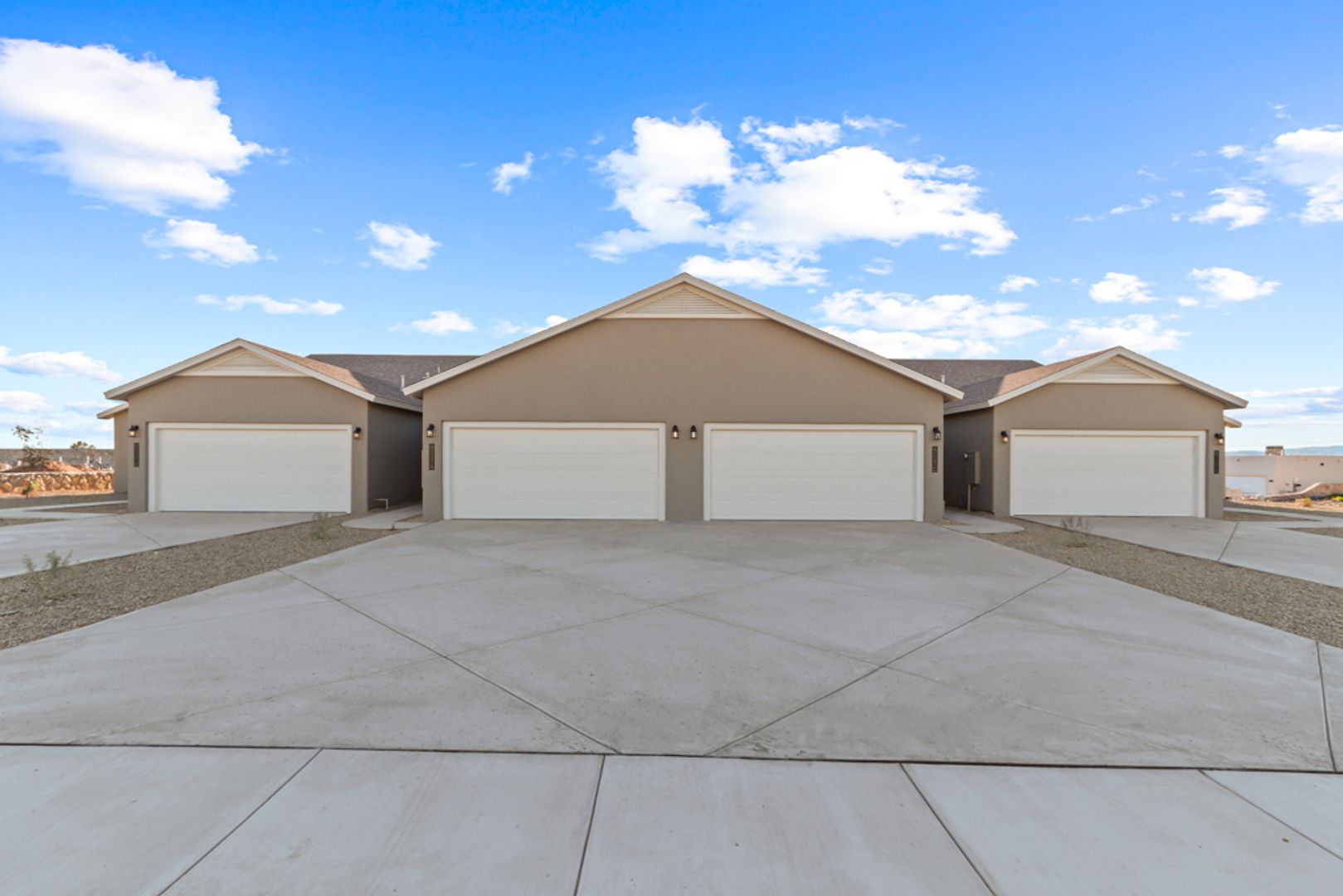 Las Cruces House: 4023 Apache Pine Place Unit D