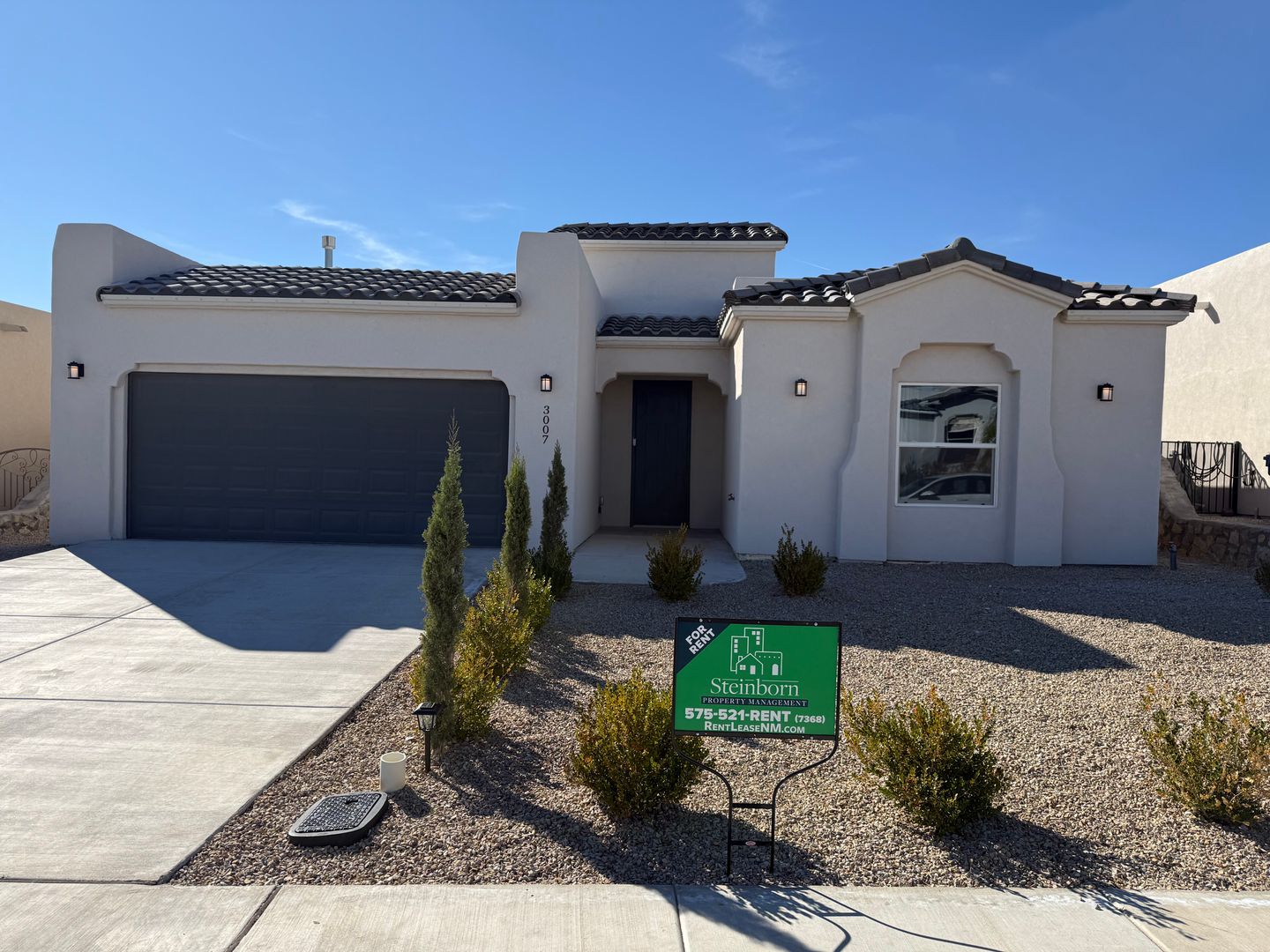 Las Cruces House: 3007 Don Buck