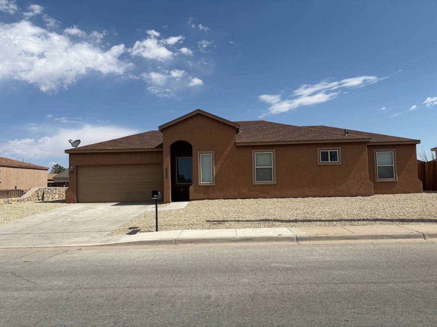 Las Cruces House: 5083 Genesis Lane