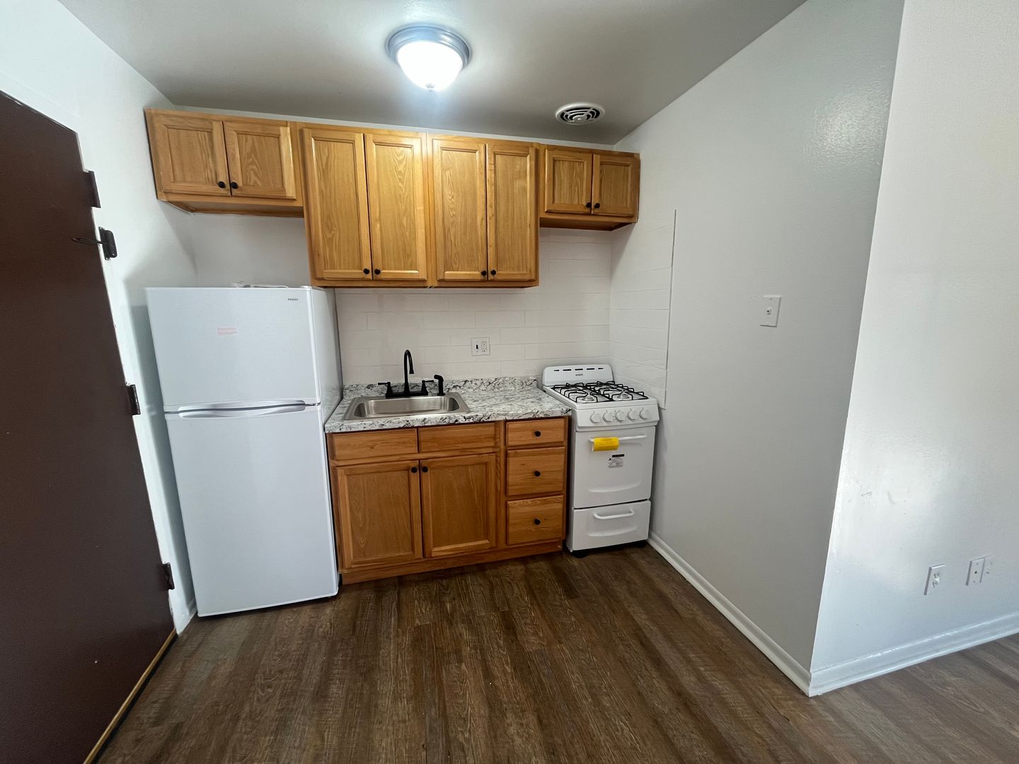 Irvington Apartment: 505-513 Stuyvesant Ave