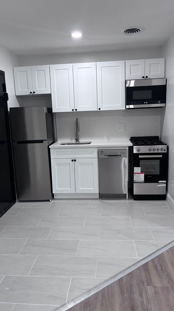 Irvington Apartment: 336-342 Stuyvesant Ave