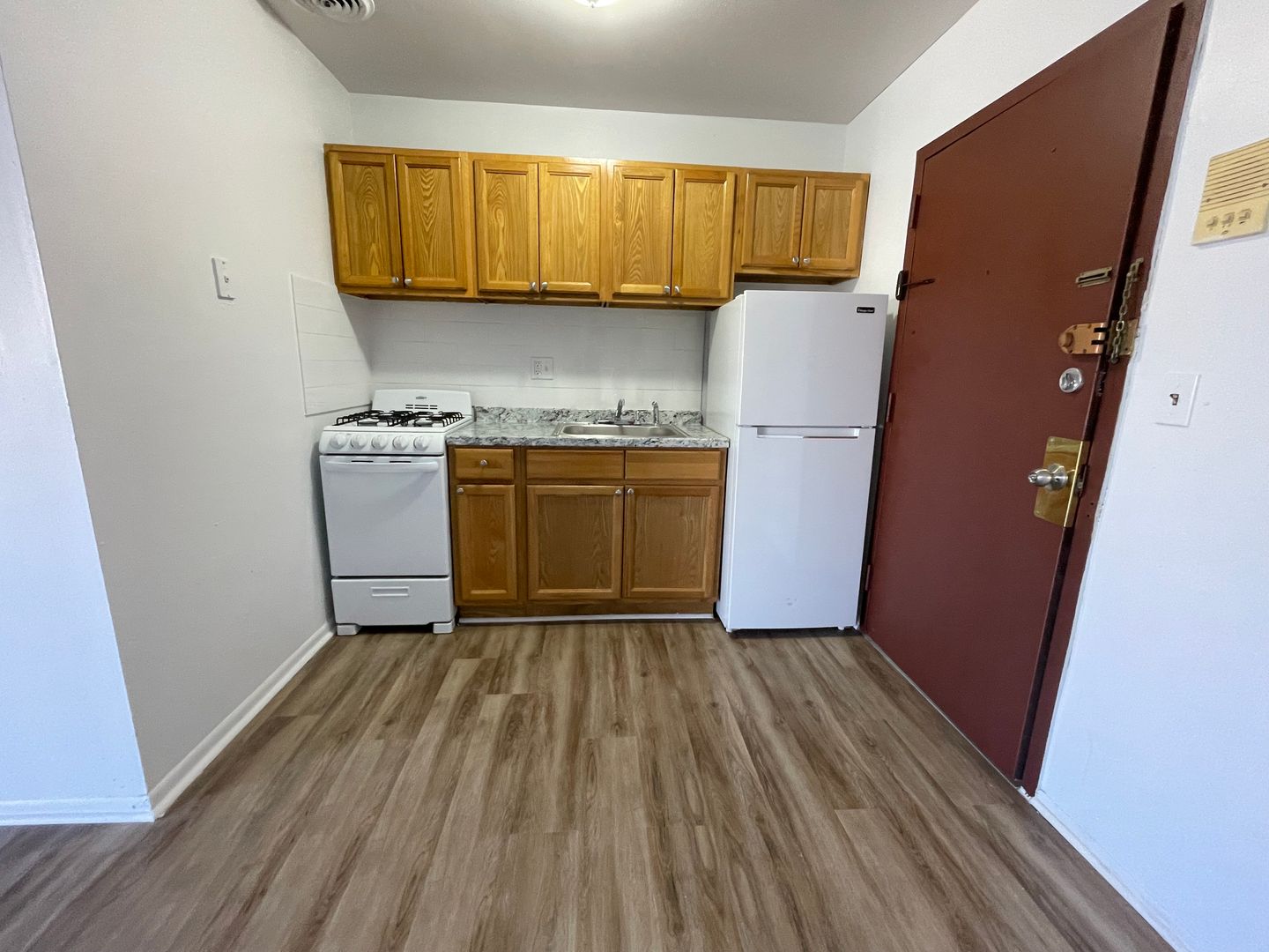 Irvington Apartment: 336-342 Stuyvesant Ave