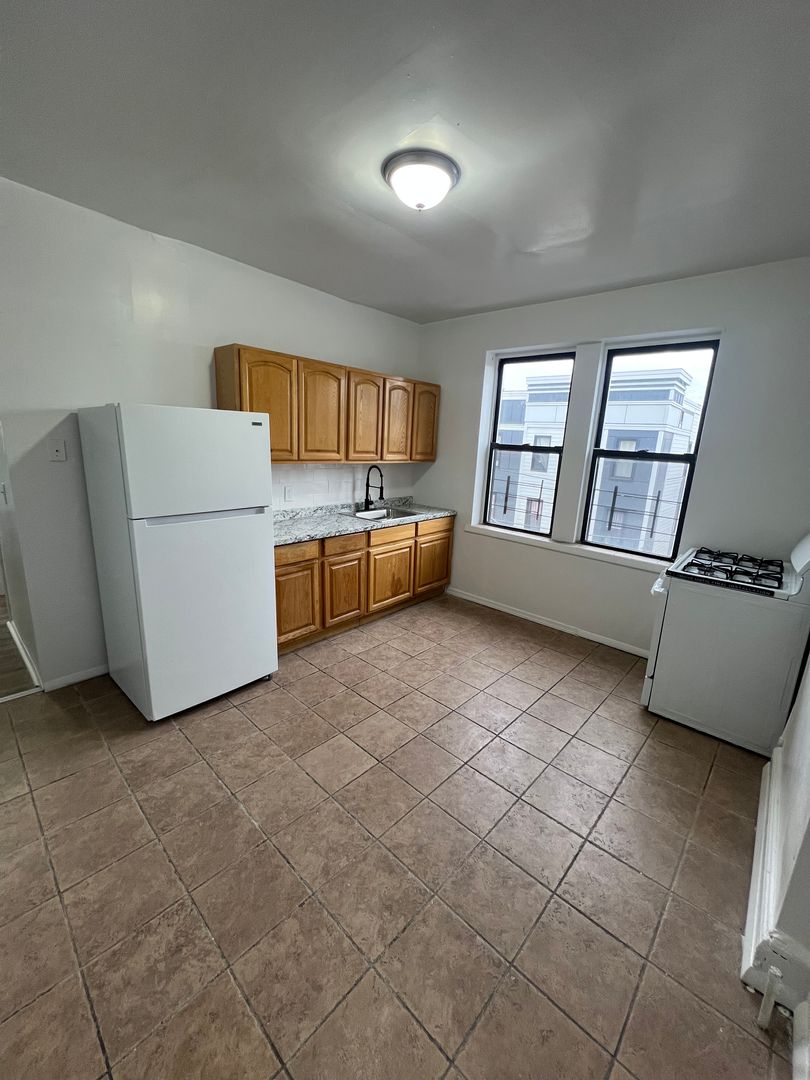 Irvington Apartment: 26-30 Elmwood Ave